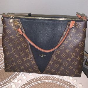LV Purse